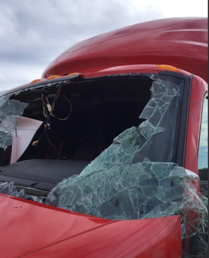 2024 International LT62F - Image 7