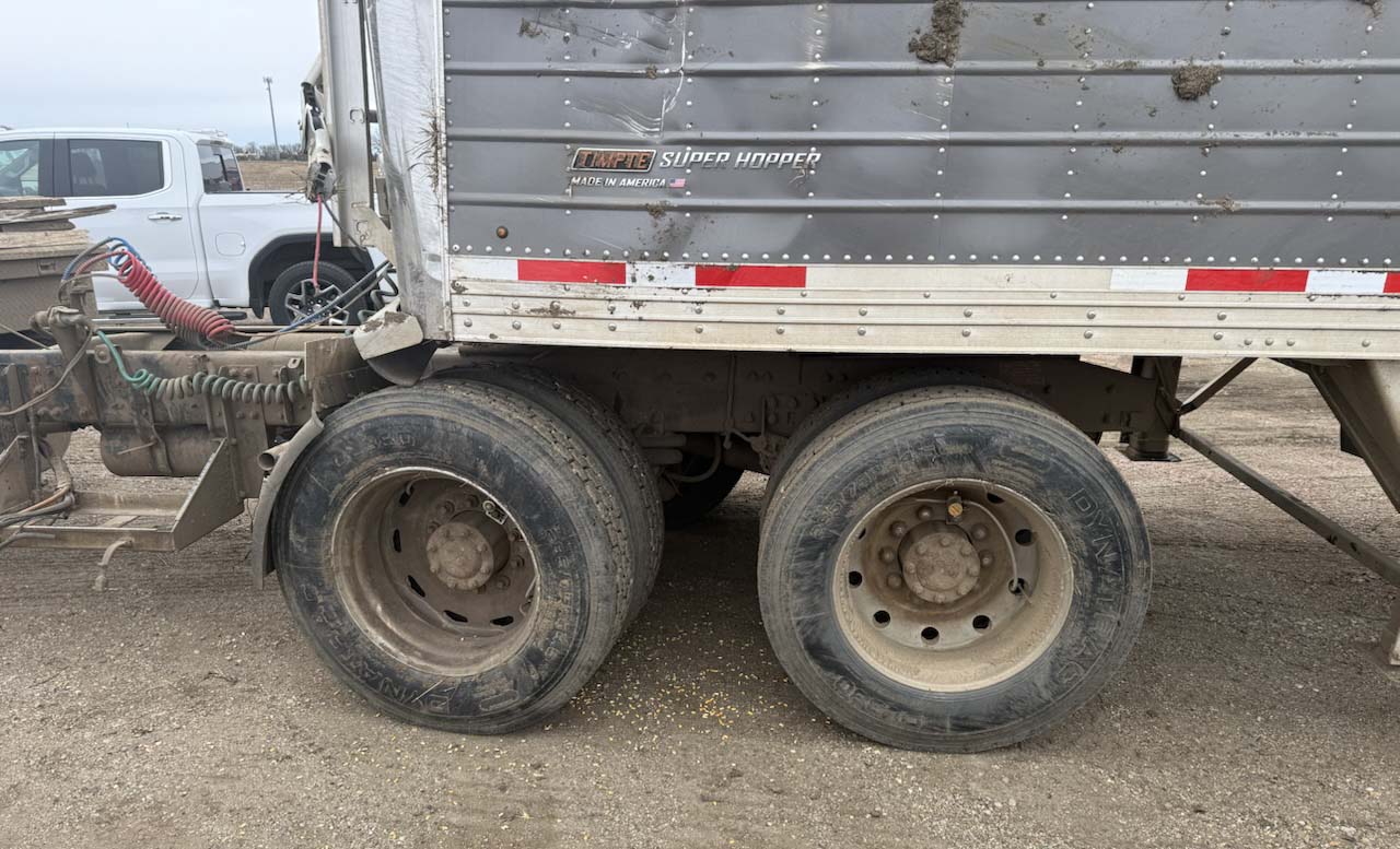 2024 Timpte Grain Trailer - Image 4