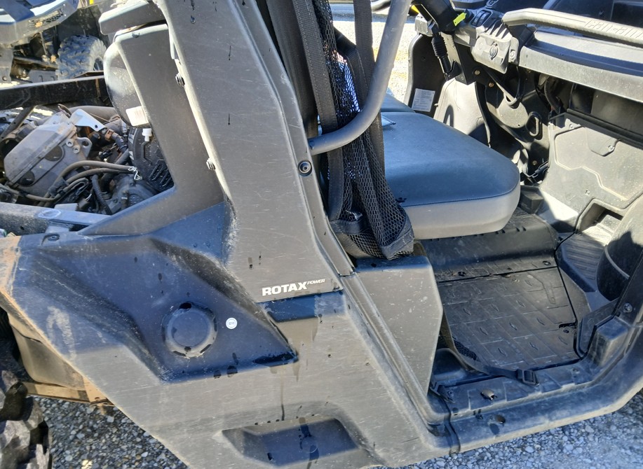 2025 Can-Am Defender HD7 Mule - Image 26
