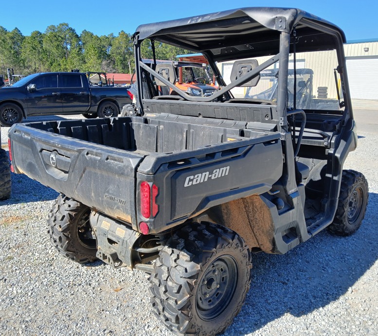 2025 Can-Am Defender HD7 Mule - Image 4