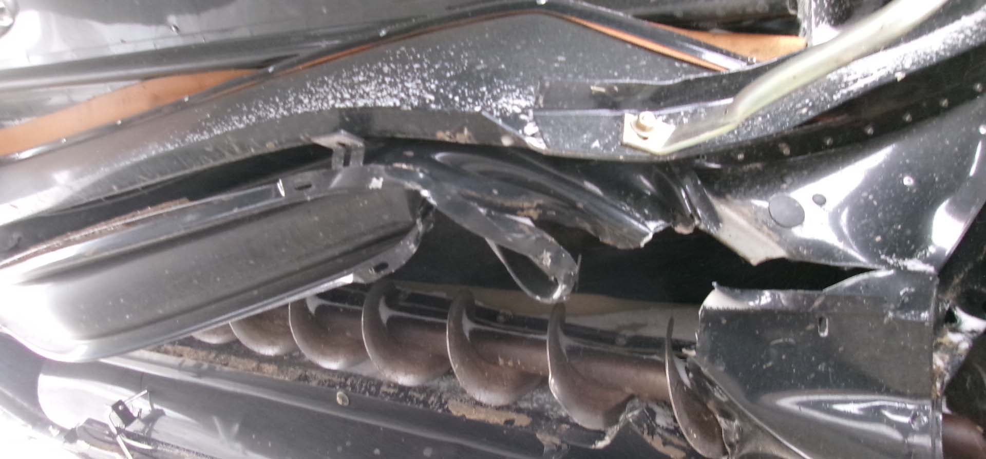 2025 CASE IH 9260 Combine - Image 16