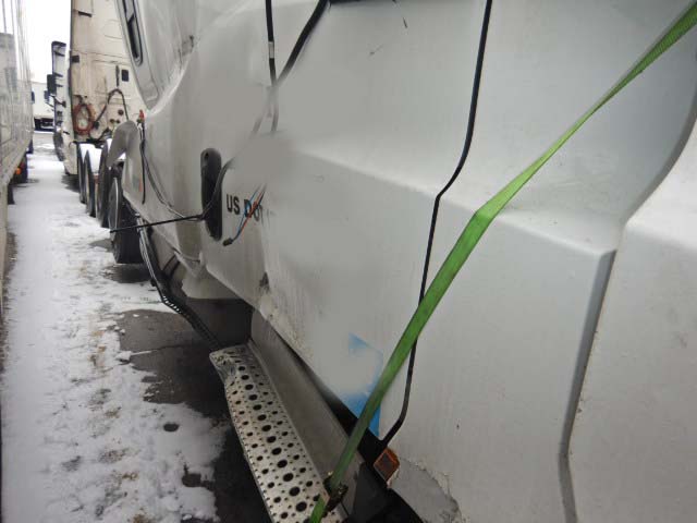 2025 Freightliner Cascadia - Image 12