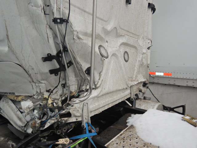 2025 Freightliner Cascadia - Image 24