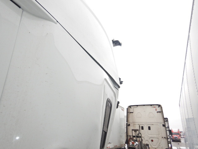 2025 Freightliner Cascadia - Image 26