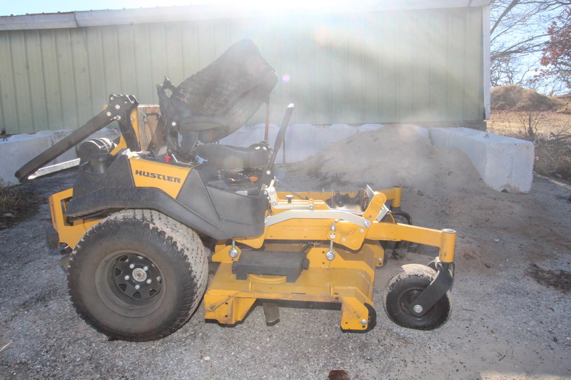 2025 Hustler Super Z 60 Mower - Image 3