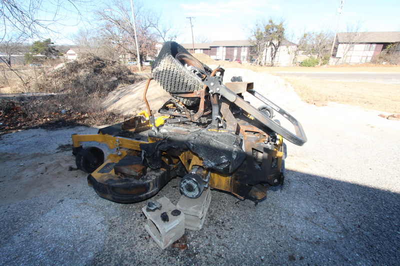 2025 Hustler Super Z 60 Mower - Image 6