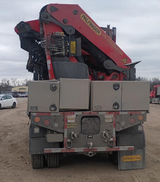 2025 Kenworth T880 w/ Palfinger PK6002 Crane - Image 2