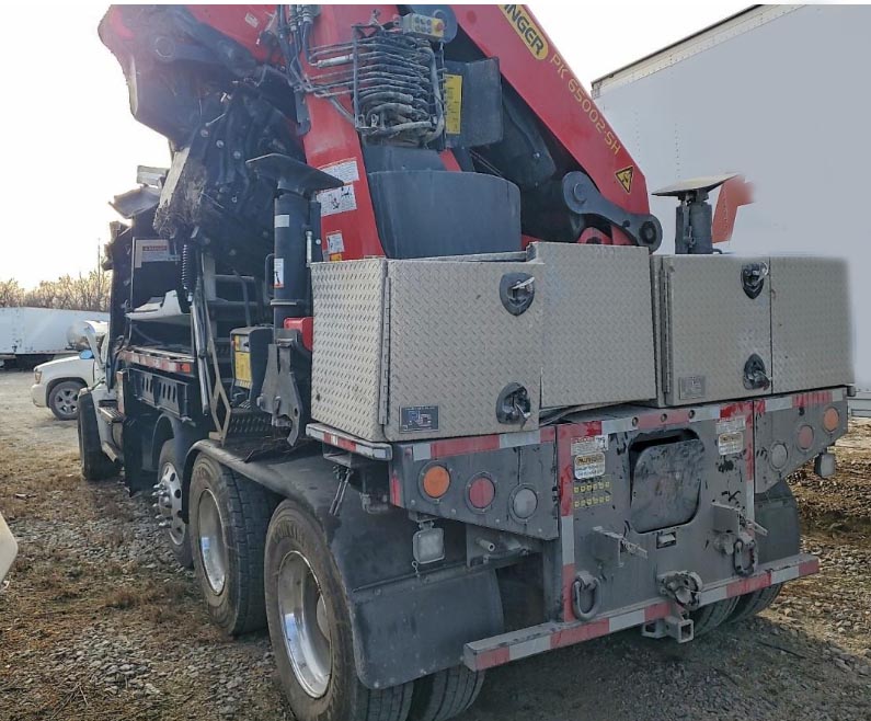 2025 Kenworth T880 w/ Palfinger PK6002 Crane - Image 8