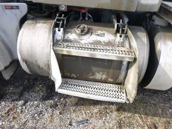 2025 Peterbilt 567 - Image 19