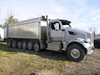 2025 Peterbilt 567 - Image 5