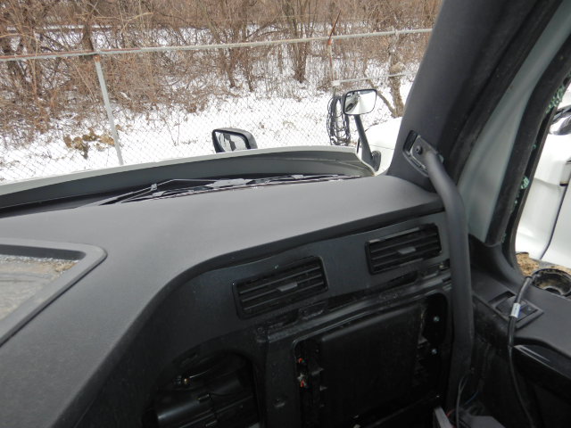 2026 Freightliner Cascadia - Image 32