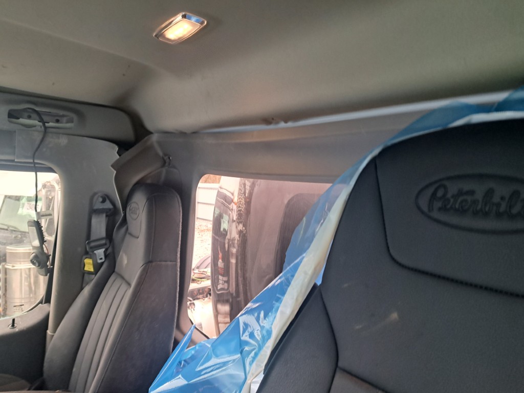 2026 Peterbilt 567 - Image 5