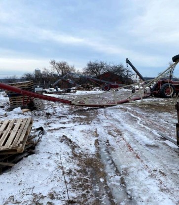 Farm King 1070 Auger – 70’ - Image 2