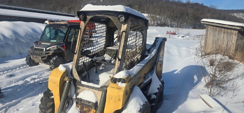 2014 Gehl R190 Skid Steer - Image 10