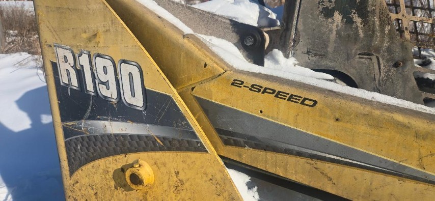 2014 Gehl R190 Skid Steer - Image 12