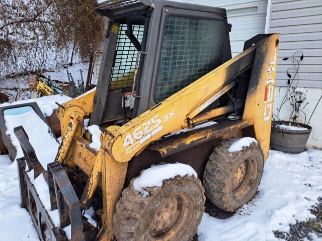 Gehl 4625SX Skid Steer - Image 2