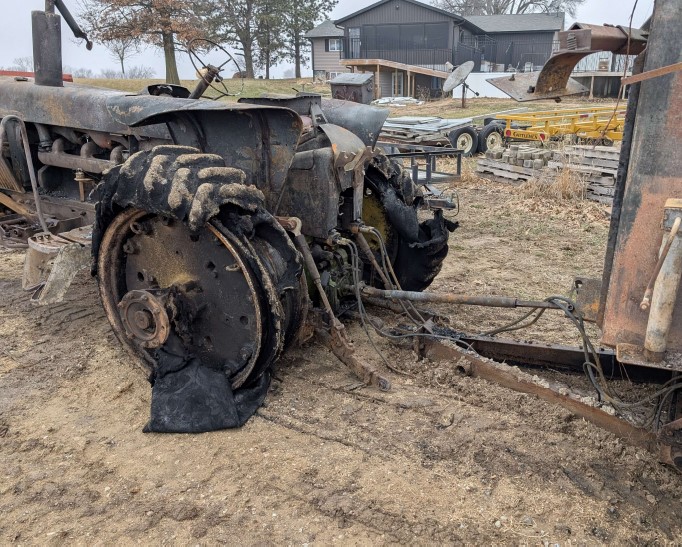 John Deere 4020 Tractor - Image 2