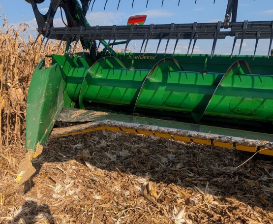 2011 John Deere 630F Header - Image 14