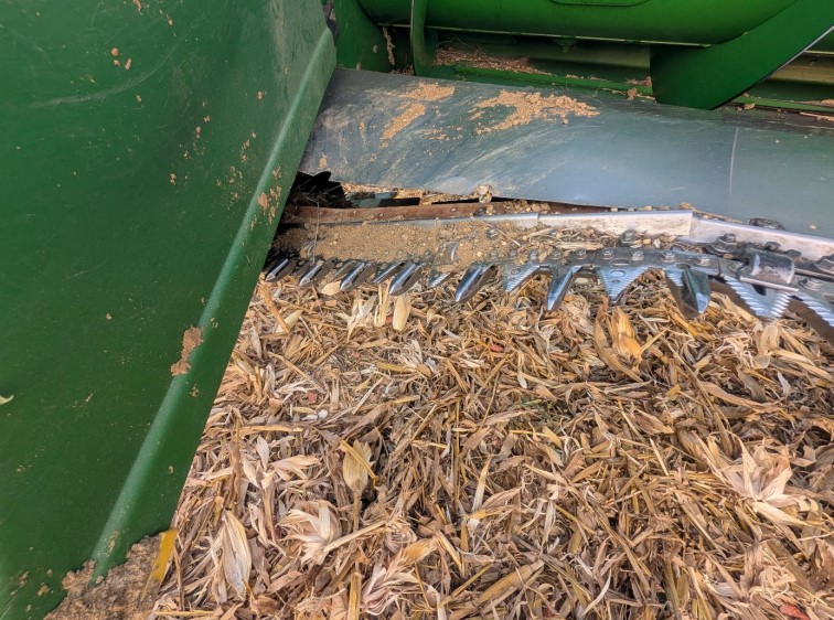 2011 John Deere 630F Header - Image 9