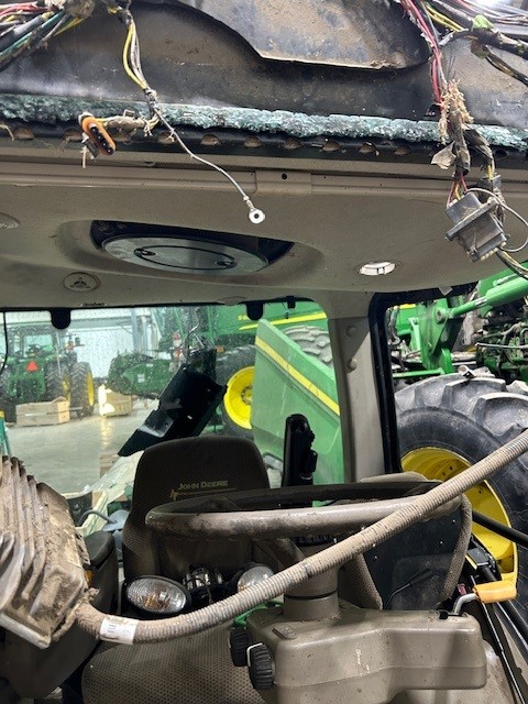 2011 John Deere 7200R Tractor - Image 18