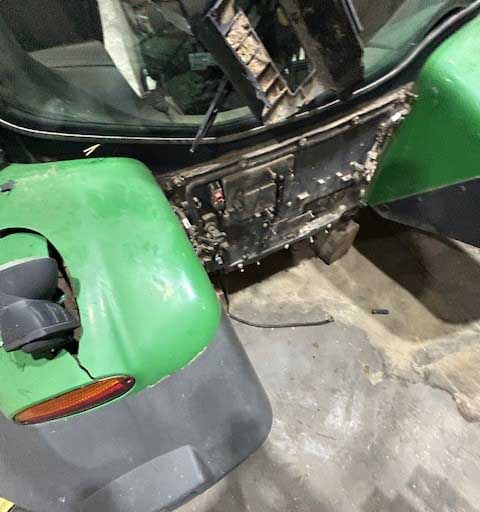 2011 John Deere 7200R Tractor - Image 8