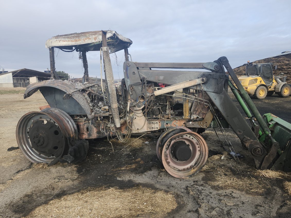 John Deere 7330 Premium Tractor
