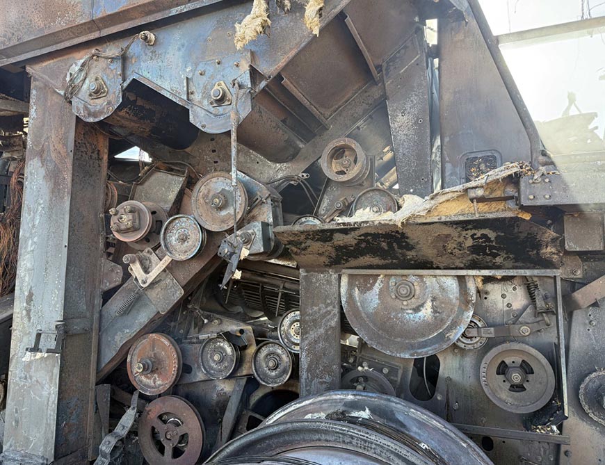 John Deere 9670 Combine - Image 13