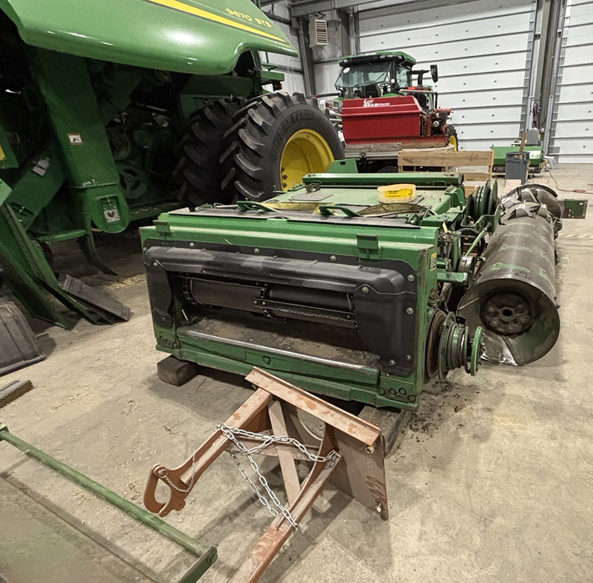 2009 John Deere 9670 Combine - Image 8