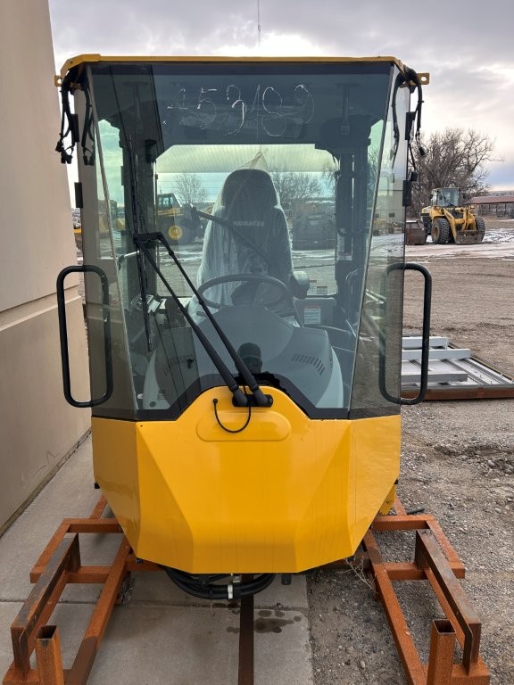 2025 Komatsu Cab - Image 2