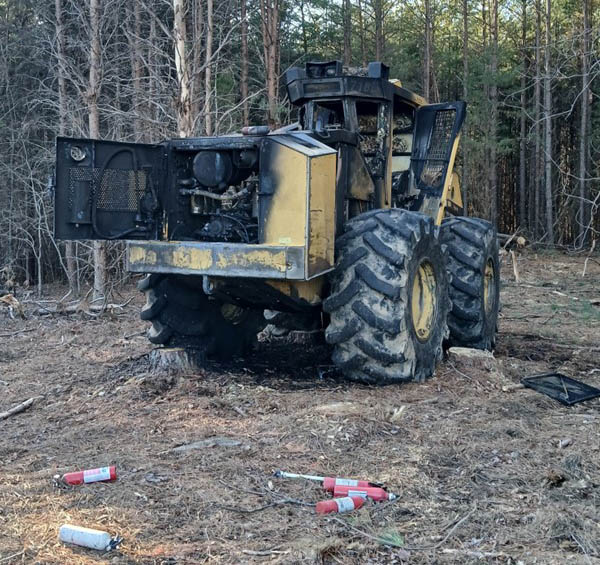 2011 Tigercat 718E Feller Buncher - Image 2