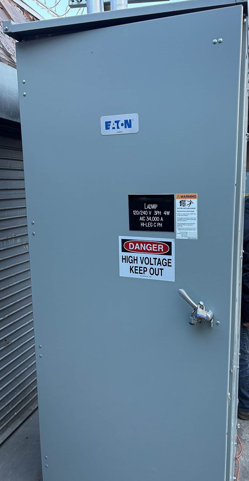 Eaton Pow-R-Line PRL-C Switchboard - Image 2