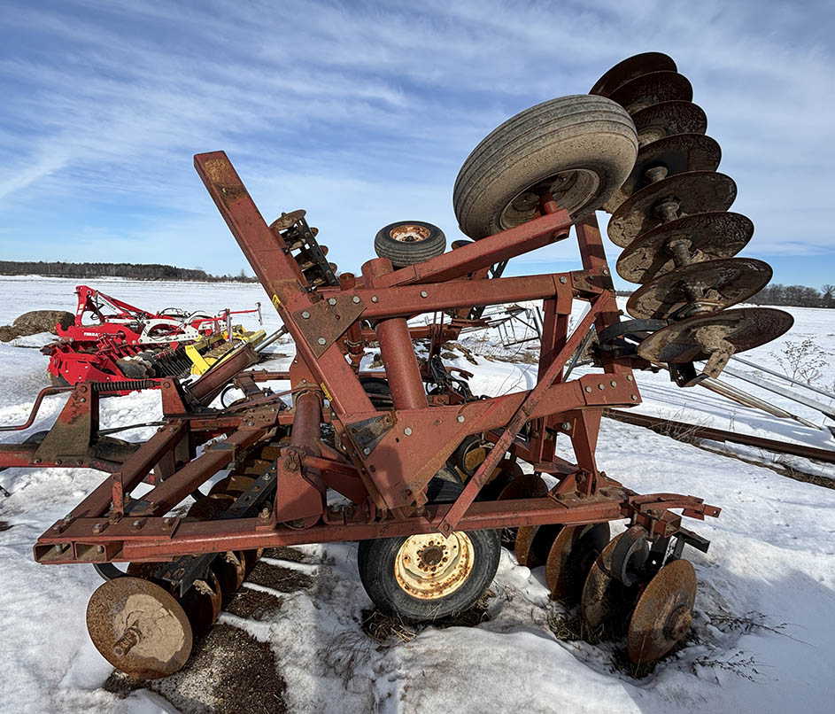 White Offset 270 Disc Harrow - Image 3
