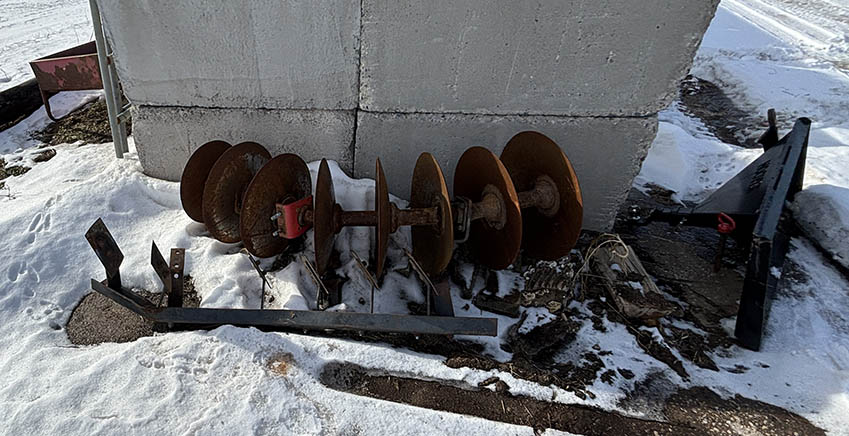 White Offset 270 Disc Harrow - Image 5