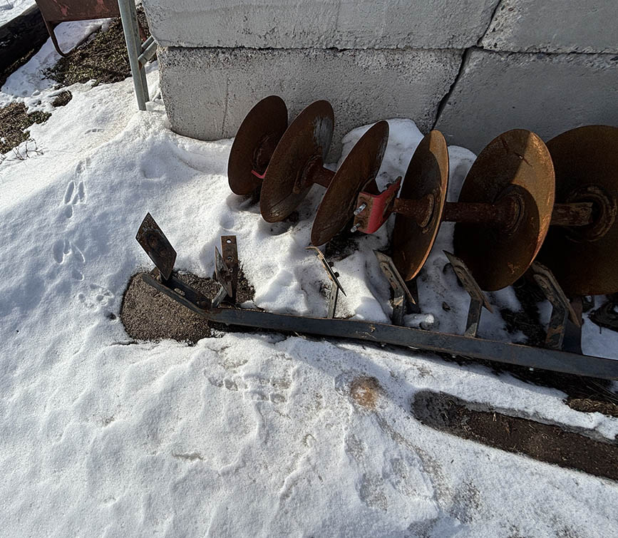 White Offset 270 Disc Harrow - Image 6