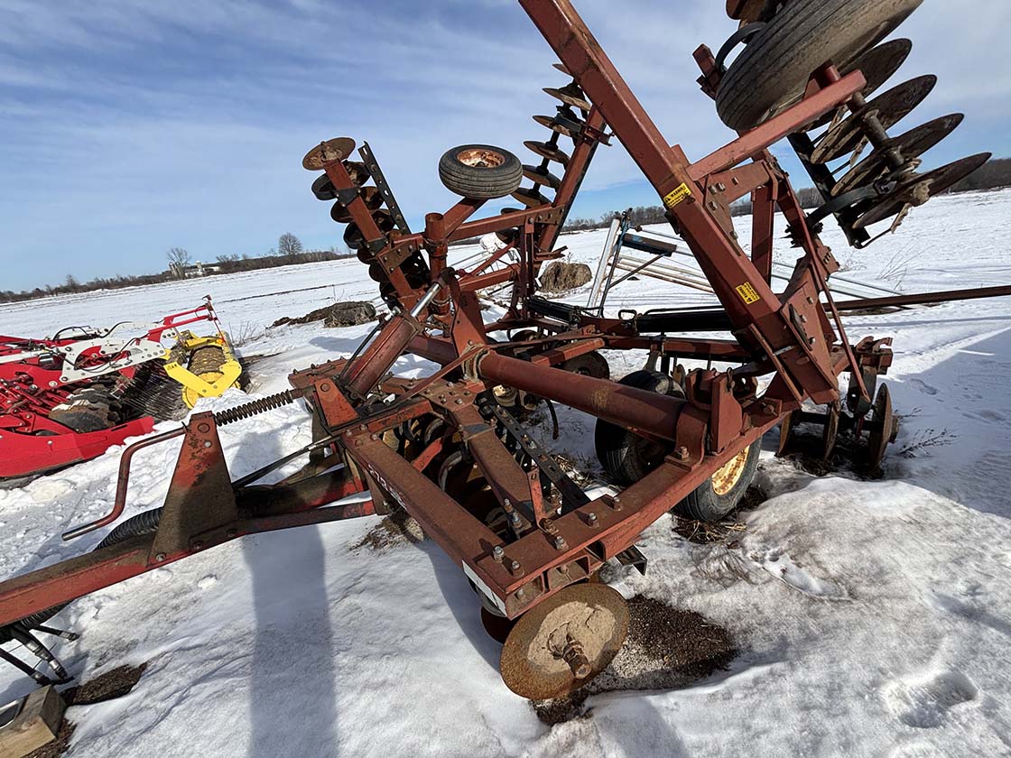 White Offset 270 Disc Harrow - Image 8