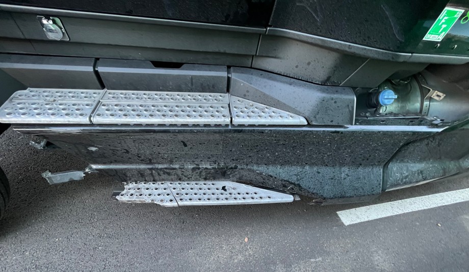 2023 Kenworth T680 (1) - Image 11