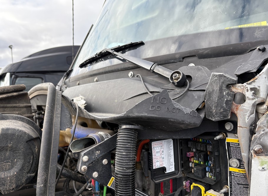 2023 Kenworth T680 (2) - Image 14