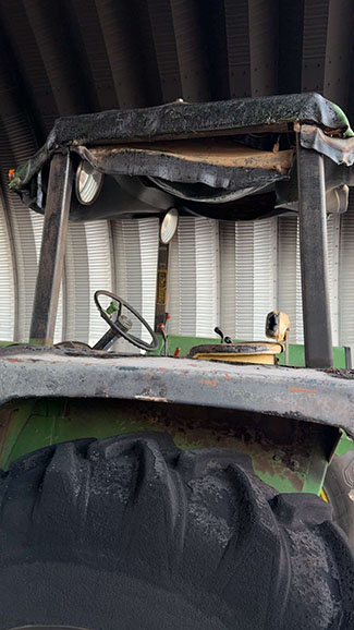 1974 John Deere 4230 Tractor - Image 4