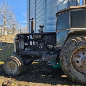 1980 White 2-135 Tractor