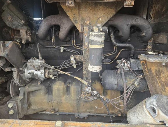 1988 John Deere 672B Motor Grader - Image 11