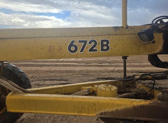 1988 John Deere 672B Motor Grader - Image 18