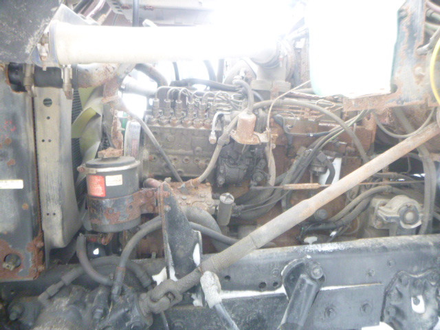 1996 Ford L8000 Dump Truck - Image 9