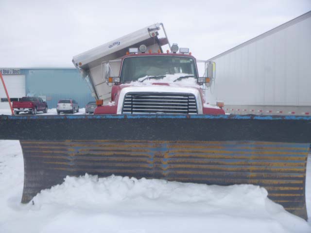 1996 Ford L8000 Dump Truck - Image 12