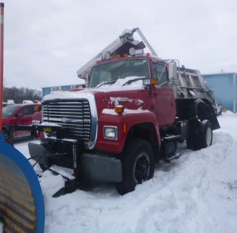 1996 Ford L8000 Dump Truck - Image 16