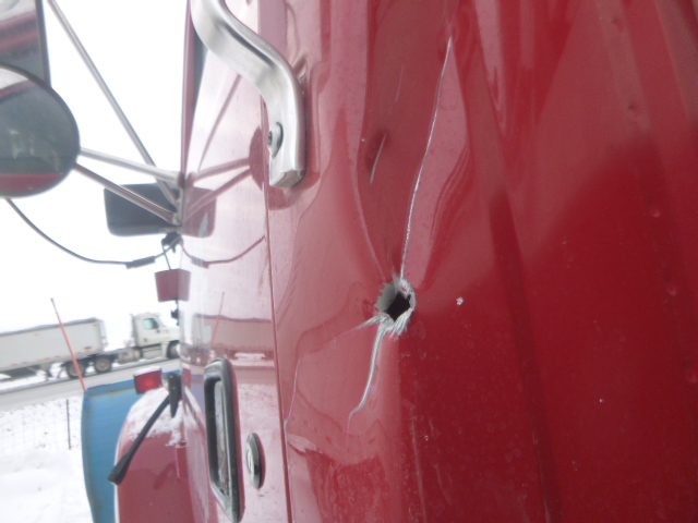 1996 Ford L8000 Dump Truck - Image 19