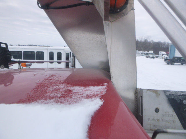 1996 Ford L8000 Dump Truck - Image 22