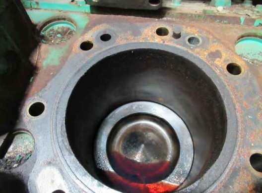 1999 Onan 2000KW Generator - Image 12