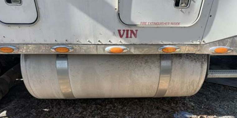 2000 Peterbilt 387 - Image 17