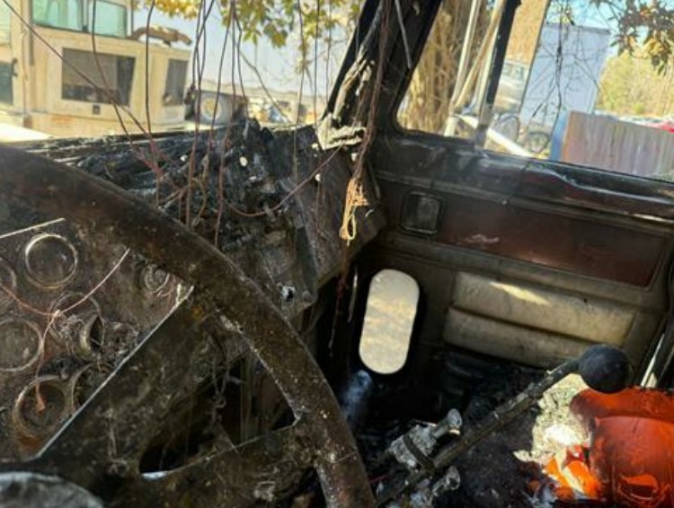 2000 Peterbilt 387 - Image 19