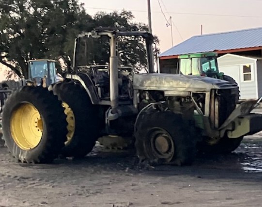 2001 John Deere 8410 Tractor - Image 2